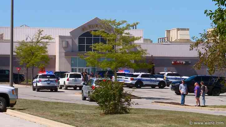 'The mall is a safe place': FWPD working with Glenbrook Square security after 2 mall shootings