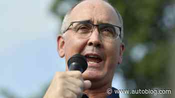 UAW chief: Union to strike any Detroit automaker with no deal by end next week