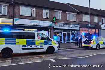 Broadway Bexleyheath stabbing: Footage from scene