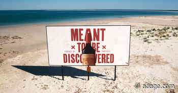 Peyton Manning dreams of a baguette blimp in NBC’s amusing new Paris Olympics promo