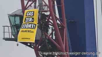 Greenpeace-Protest gegen Anbindung für Flüssiggasterminal