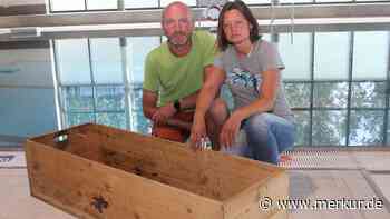 Ehepaar rettet Seniorin mit Holzkiste aus dem Kochelsee