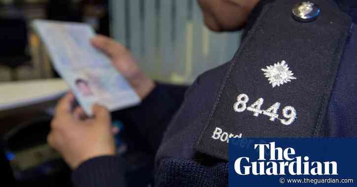 Risk of corruption in Border Force increased by dissatisfaction over pay and conditions