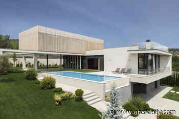 House Around the Tree / TIMM
