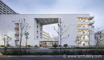 Jiangsu Jingjiang Senior High School New Campus / Zhaohui Rong Studio