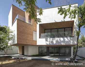 Katouzian House / NOIR Studio