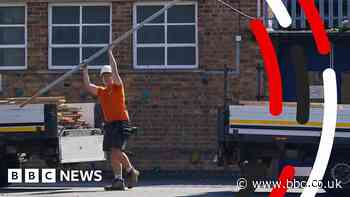 Ros Atkins on... Unsafe concrete and government spending