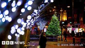 Portsmouth City council approve extra spending on Christmas lights