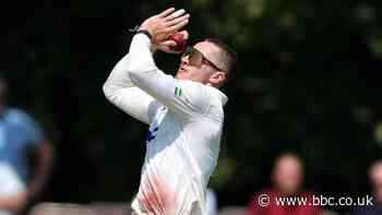 County Championship: Yorkshire beat winless Derbyshire for second time this season