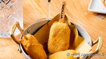 La famosa carbonara sullo stecco di un ristorante di Roma. La video-ricetta