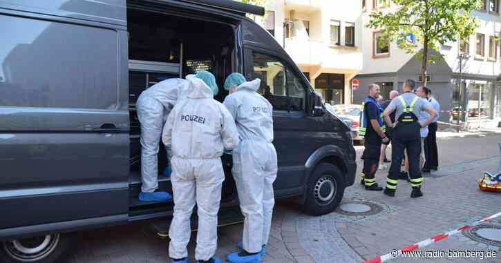 Mann flieht aus Psychiatrie und ersticht 30-Jährige