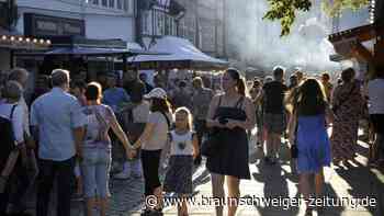 Mit Böllerschüssen ist das Magnifest in Braunschweig gestartet!