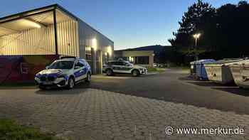 Junge (14) tot auf Schulgelände in Bayern gefunden: Verdächtiger festgenommen - Polizei nennt Details