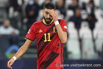 De ongelukkige persconferentie van Carrasco zindert na: "Crimineel" en "Vergeet niet op je knie te gaan zitten en vuistje in de lucht te steken ..."