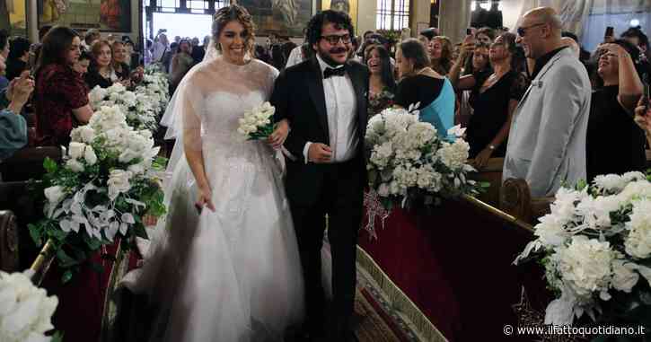Patrick Zaki si è sposato con la sua fidanzata Reny Iskander. La cerimonia al Cairo con rito copto-ortodosso