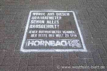 Auf der Promenade und an der Kunsthalle in Bielefeld: Darf Hornbach auf Gehwegen so werben?