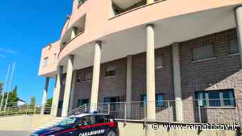 In posta con documenti falsi per attivare carte prepagate: tre denunciati