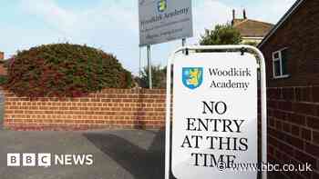 Unions say hundreds more schools could have Raac