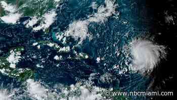 Powerful Hurricane Lee barrels through open Atlantic waters