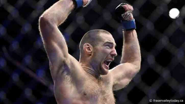 Strickland stuns favourite Adesanya for middleweight title at UFC 293