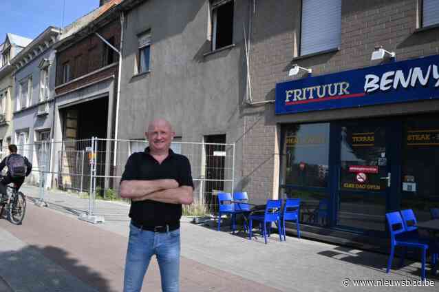 17 jaar na verhuizing Beltrami eindelijk beslissing over site en dat is goed nieuws voor friturist Benny: “Voorbije jaren geregeld brokstukken in mijn tuin”