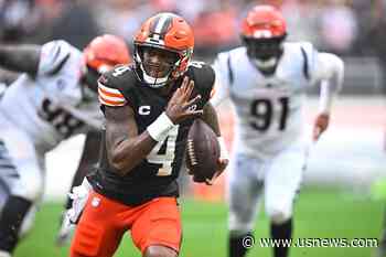 Deshaun Watson Runs for TD, Browns Bottle up Joe Burrow in 24-3 Win Over Bengals in Season Opener