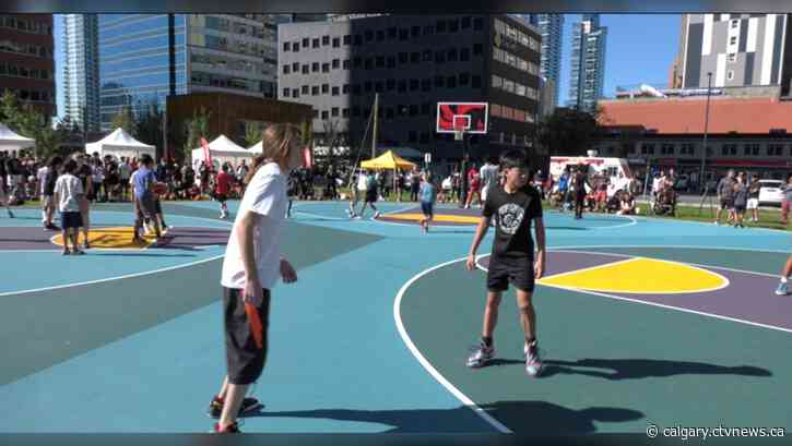 ‘Hoop it Up’: new basketball courts represent a step towards revitalizing Century Gardens Park, west end