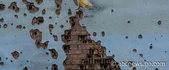 Russian strikes on Ukraine kill 2 foreign aid workers and target Kyiv