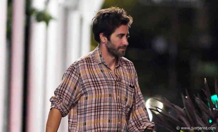 Jake Gyllenhaal Raves About Brother-in-Law Peter Sarsgaard After His Best Actor Win in Venice