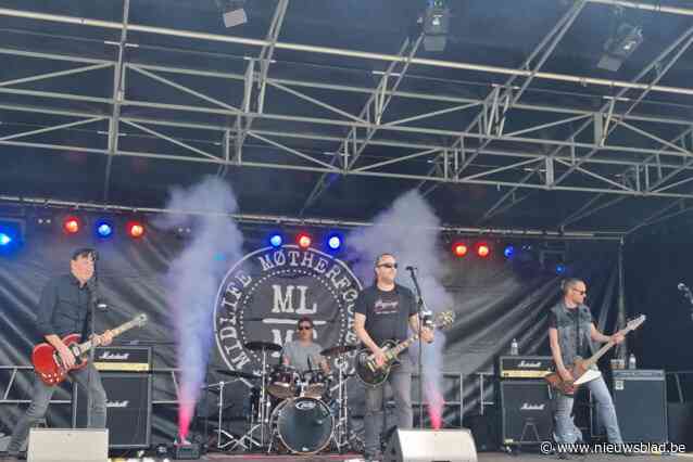 Midlife Møtherføckers speelt punk met Nederlandstalig sausje: “Het mag ook wel over iets gaan”