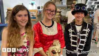 Sci-fi fans meet their heroes at Wiltshire REME museum