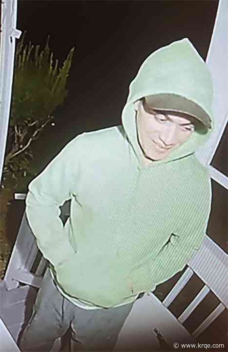 Escaped murderer slips out of search area, changes appearance and tries to contact former co-workers