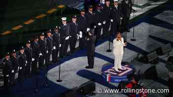 Queen Latifah Leads Giants-Cowboys Game With Riveting National Anthem Performance