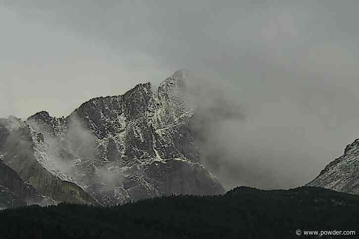 Colorado 14er Picks Up First Snowfall Of The Season