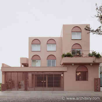 How to Apply the Monochrome Technique in Architecture? Examples in Mexico