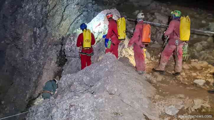 Trapped American caver Mark Dickey could be brought to surface today or tomorrow, Turkish officials say