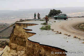 Thousands feared dead in Libya after dam collapse