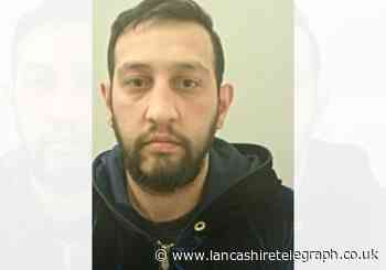 Man with links to Oldham wanted by police in Blackburn