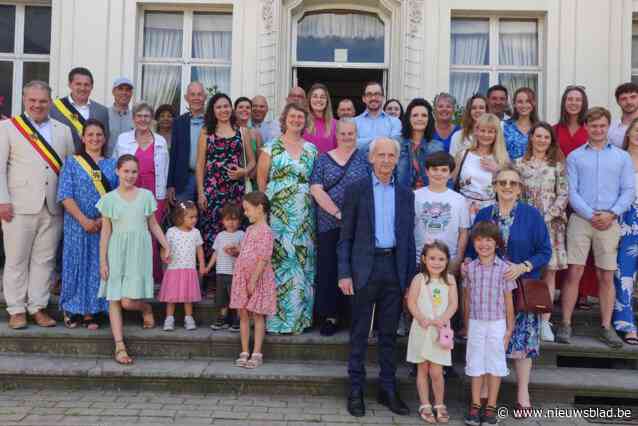 Gewezen scouts Roger en Arlette zitten in diamanten huwelijksbootje