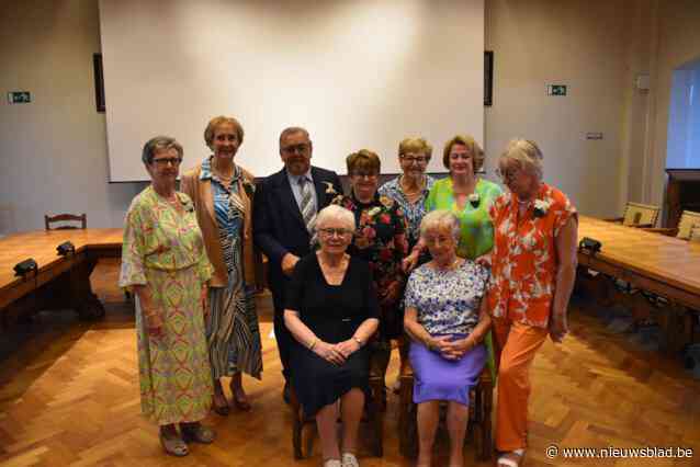 Neos viert 35-jarig bestaan met academische zitting en feestmaal