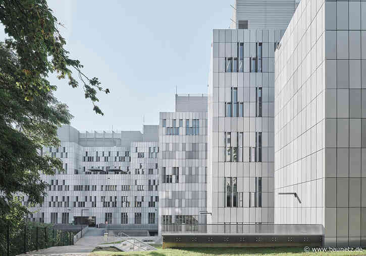 Nicht wischen, sondern zoomen
 - Ausstellung in der Architektur Galerie Berlin