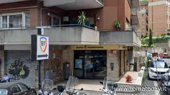 Cassettari in azione all'Aurelio. Spaccano vetrata e rubano cassette di sicurezza