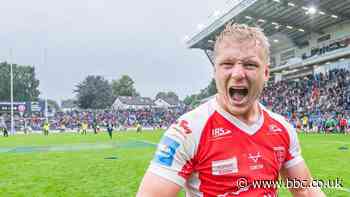 Brad Schneider: Hull KR half-back to join NRL side Penrith Panthers for 2024