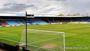 Scunthorpe United v Buxton to be replayed after 96th-minute abandonment
