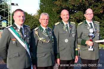 Martin Hartmann von den Buker Schützen ist Eggekönig