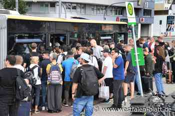Streckensperrung verursacht Chaos am Paderborner Hauptbahnhof