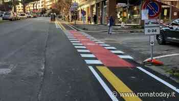 Ciclabile Gregorio VII solo su un lato, al via la sperimentazione