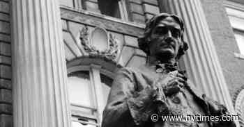 Pulitzer Prizes Expand Eligibility to Noncitizens