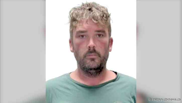 Man accused of voyeurism after following Lethbridge jogger faces new charges