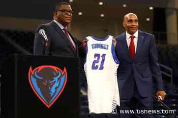 DePaul and Athletic Director DeWayne Peevy Agree to a Contract Extension Through June 2027